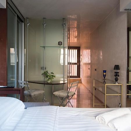 Youhosty - Duomo Studio Apartment Milán Exteriér fotografie
