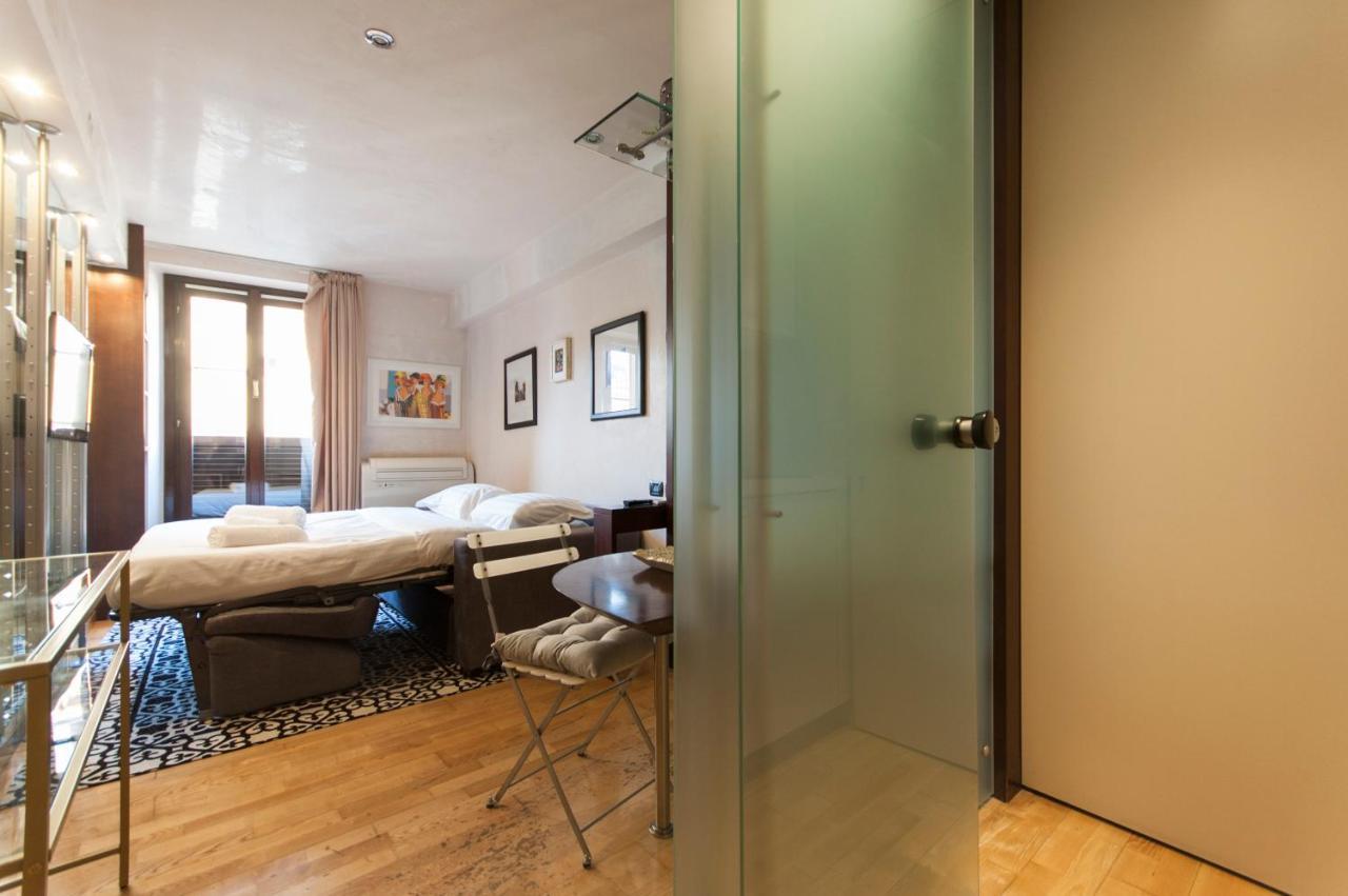 Youhosty - Duomo Studio Apartment Milán Exteriér fotografie